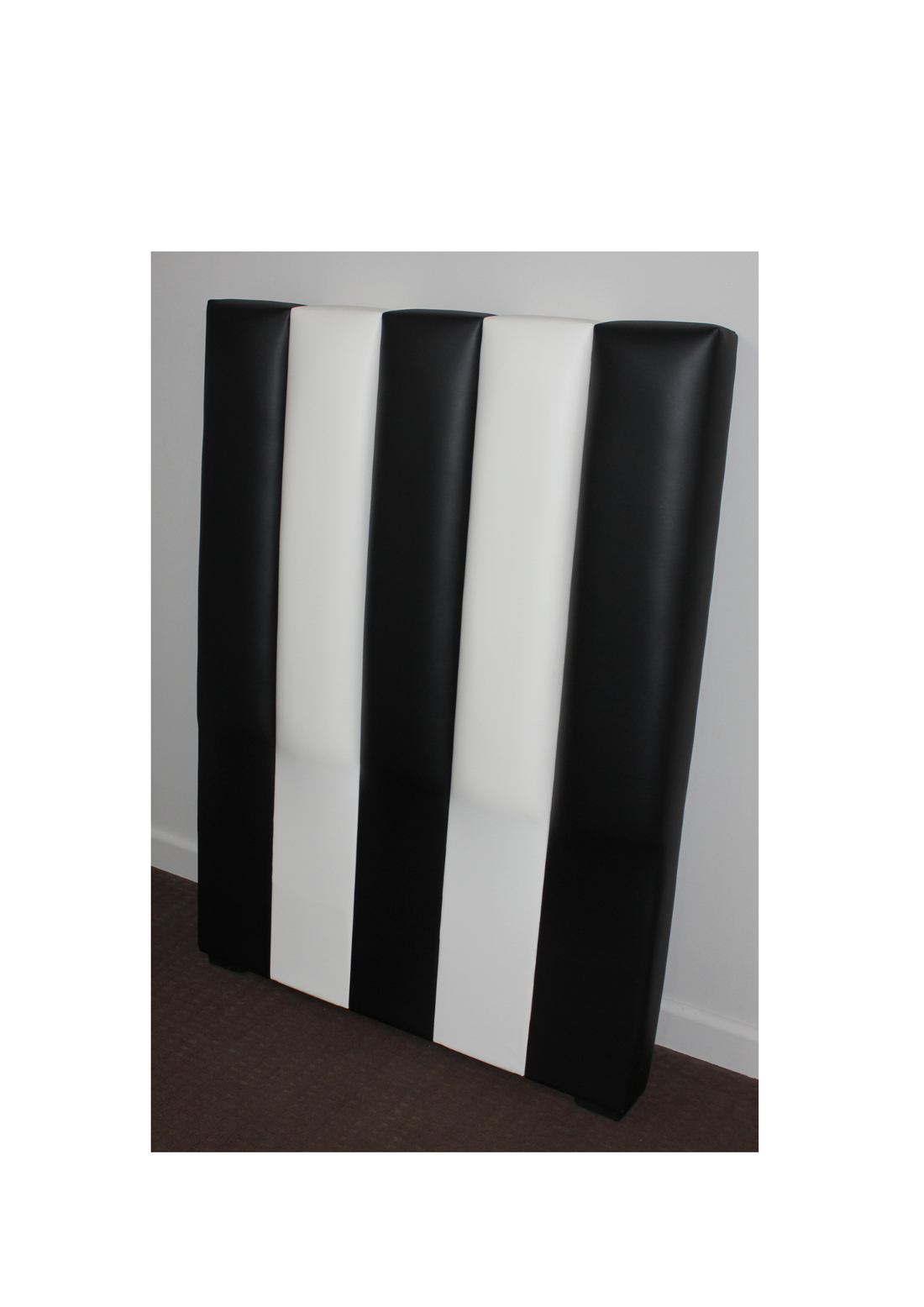 World Flag and Custom Head Boards - Collingwood