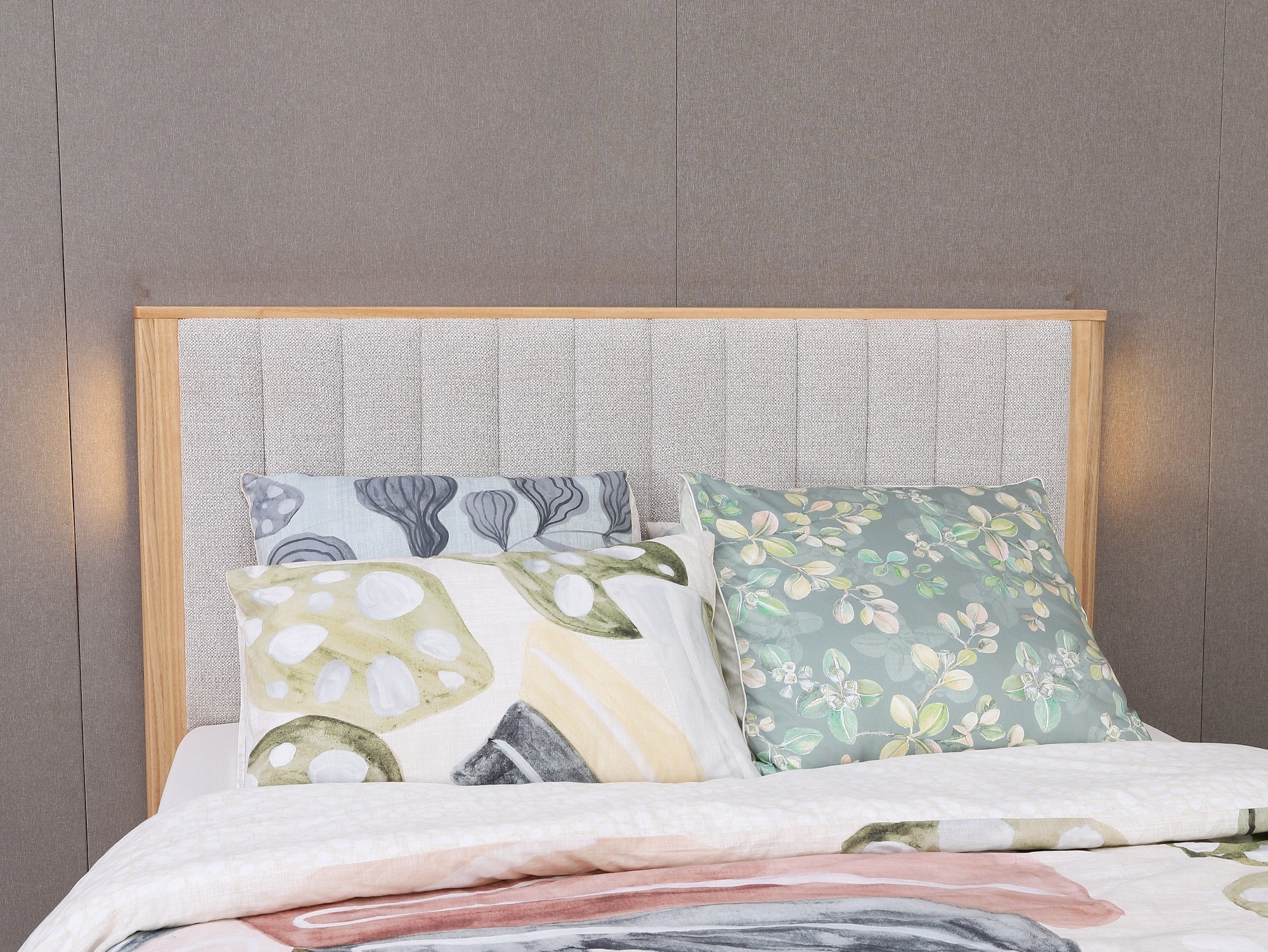 Mlily Breeze Bed and Base - Beds for Backs