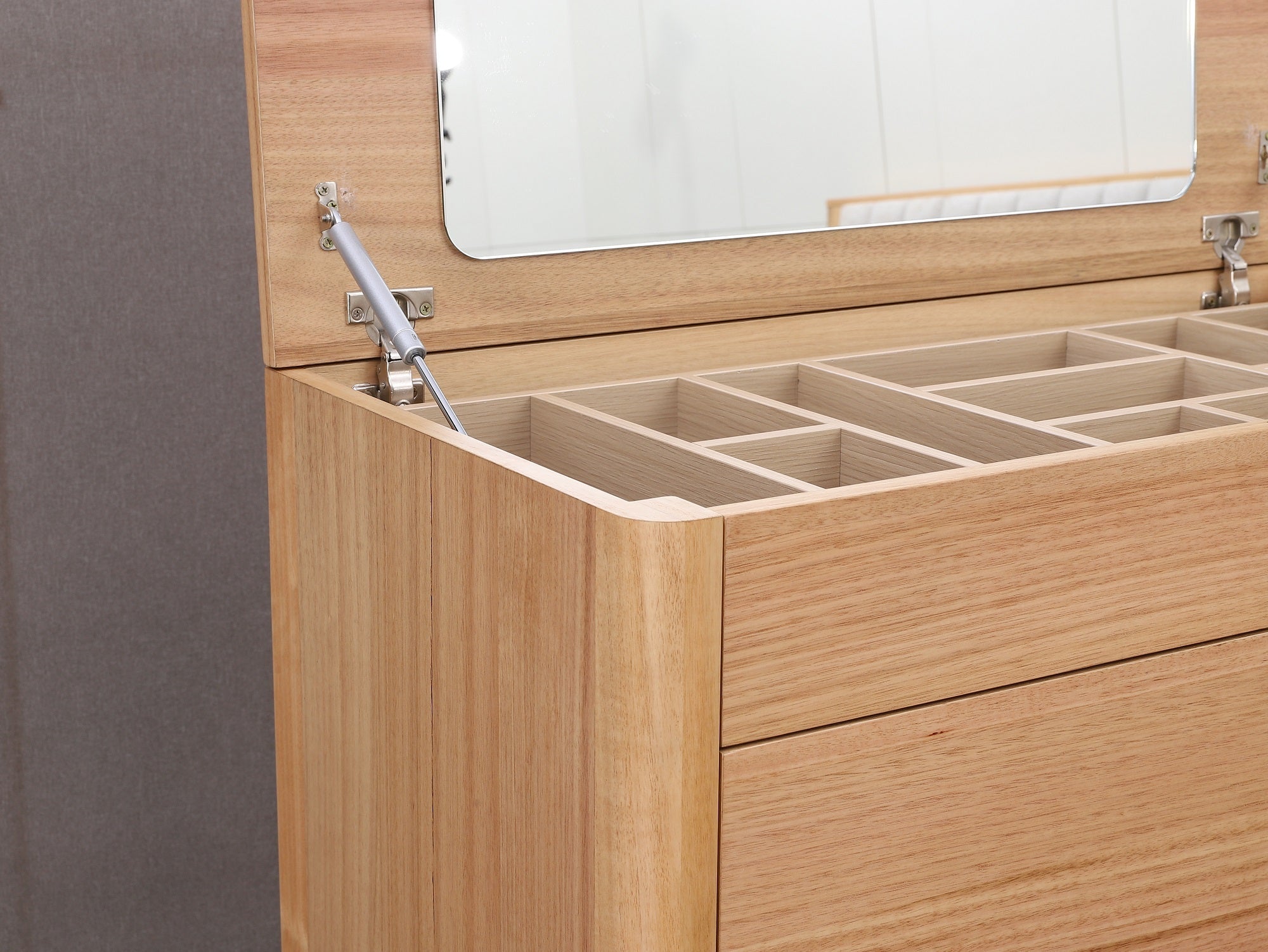 Mlily Breeze Tallboy - Beds for Backs